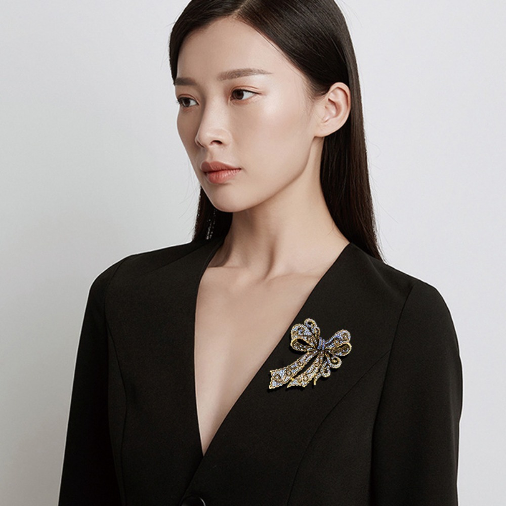 Formal Wear Jewelry For Women - دبوس زينة على شكل فيونكة بتصميم
