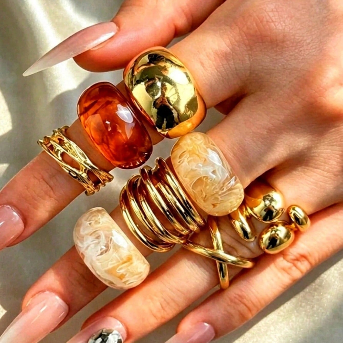 Formal Wear Jewelry For Women - مجموعة من 8 قطع خواتم راتنجية